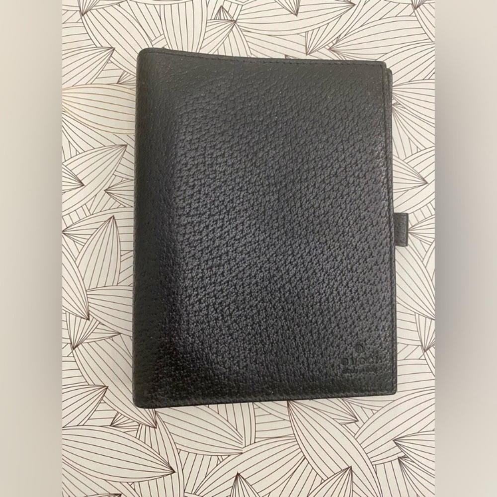 Gucci Authentic Black Leather Agenda - Small EUC